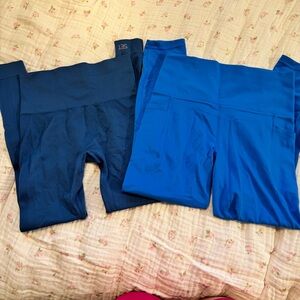 Athleta Set Active Navy and Royal Blue Performance Leggings - Set of 2